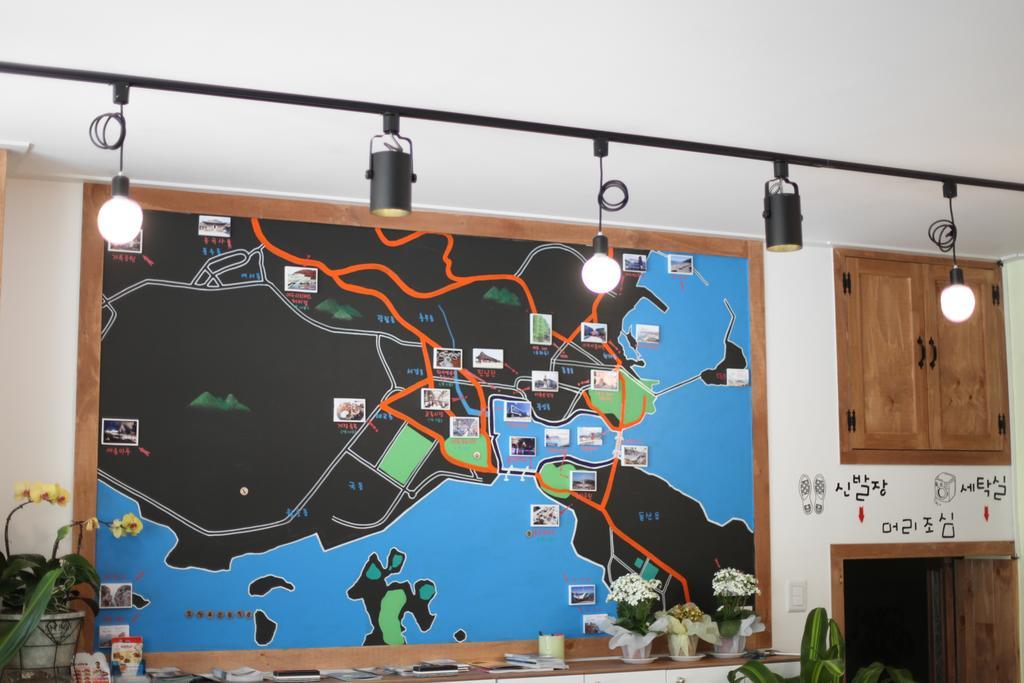 Yeosu Inn Hostel Exteriör bild