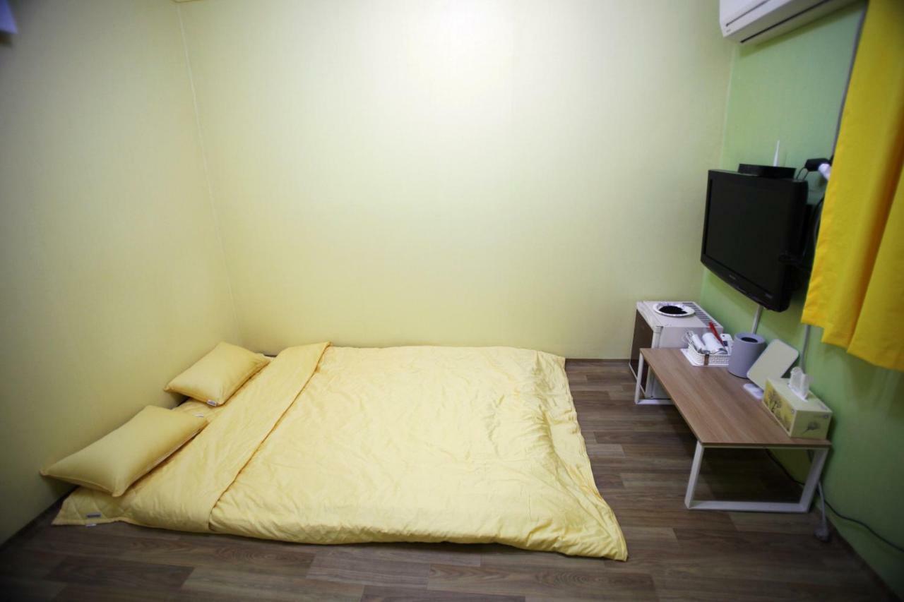 Yeosu Inn Hostel Exteriör bild
