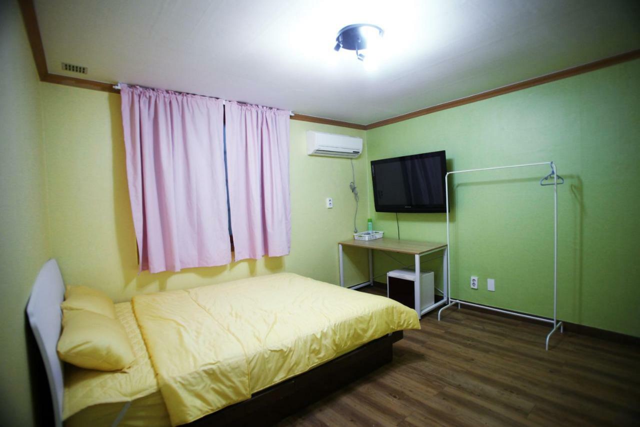 Yeosu Inn Hostel Exteriör bild